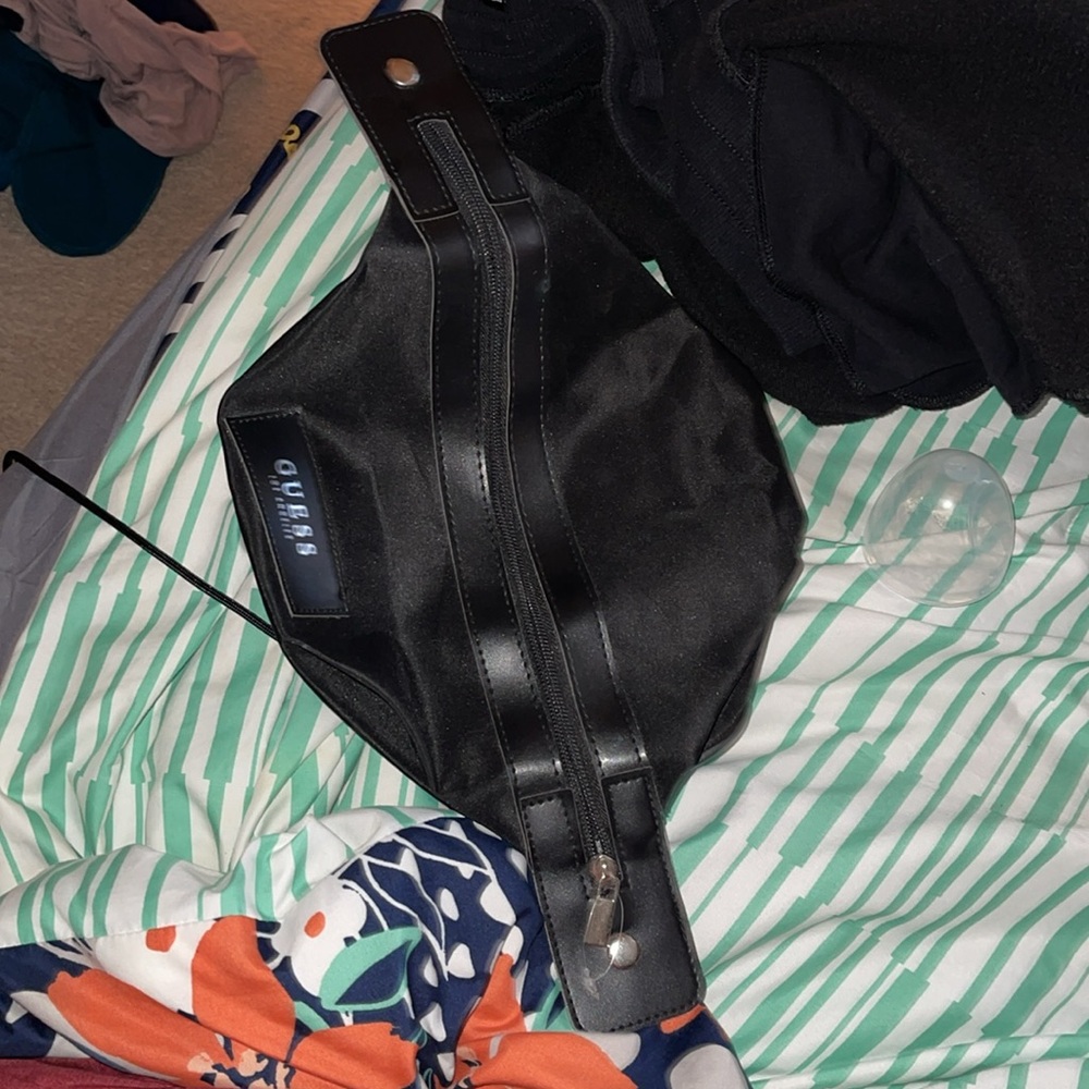 GUESS Black Travel Accessory Bag - Picture 2 of 5
